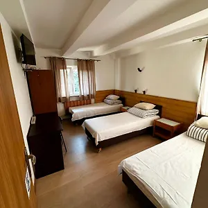 Tolek Hostel